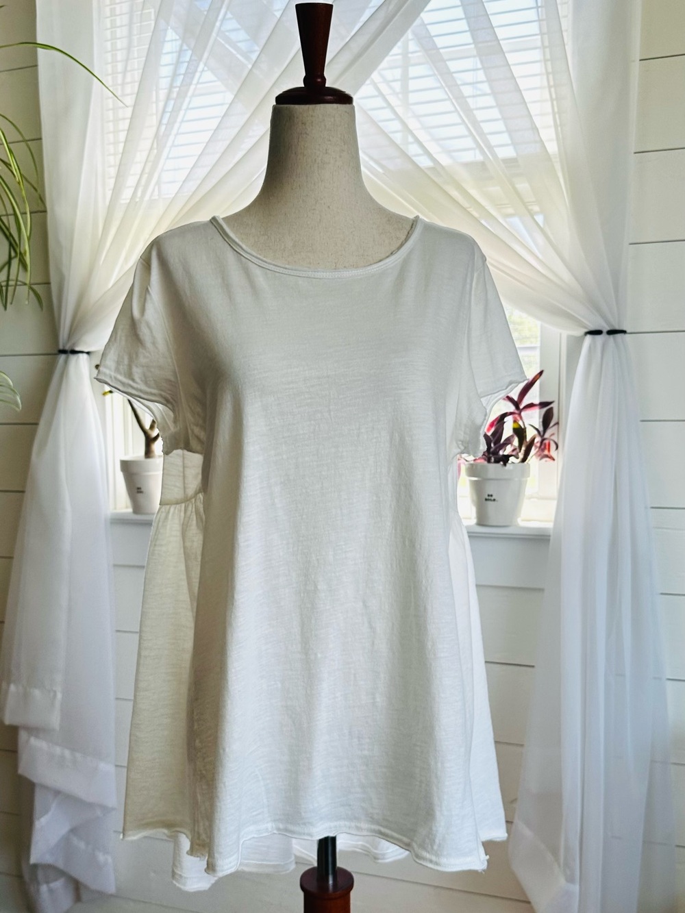 Mustard Seed White Swing Tunic Soft Flowy Cotton Short Sleeve Tee Size Small